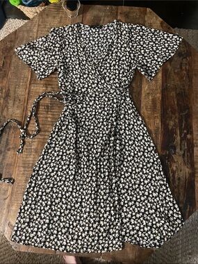 Black Floral Wrap Midi Dress - Women's
